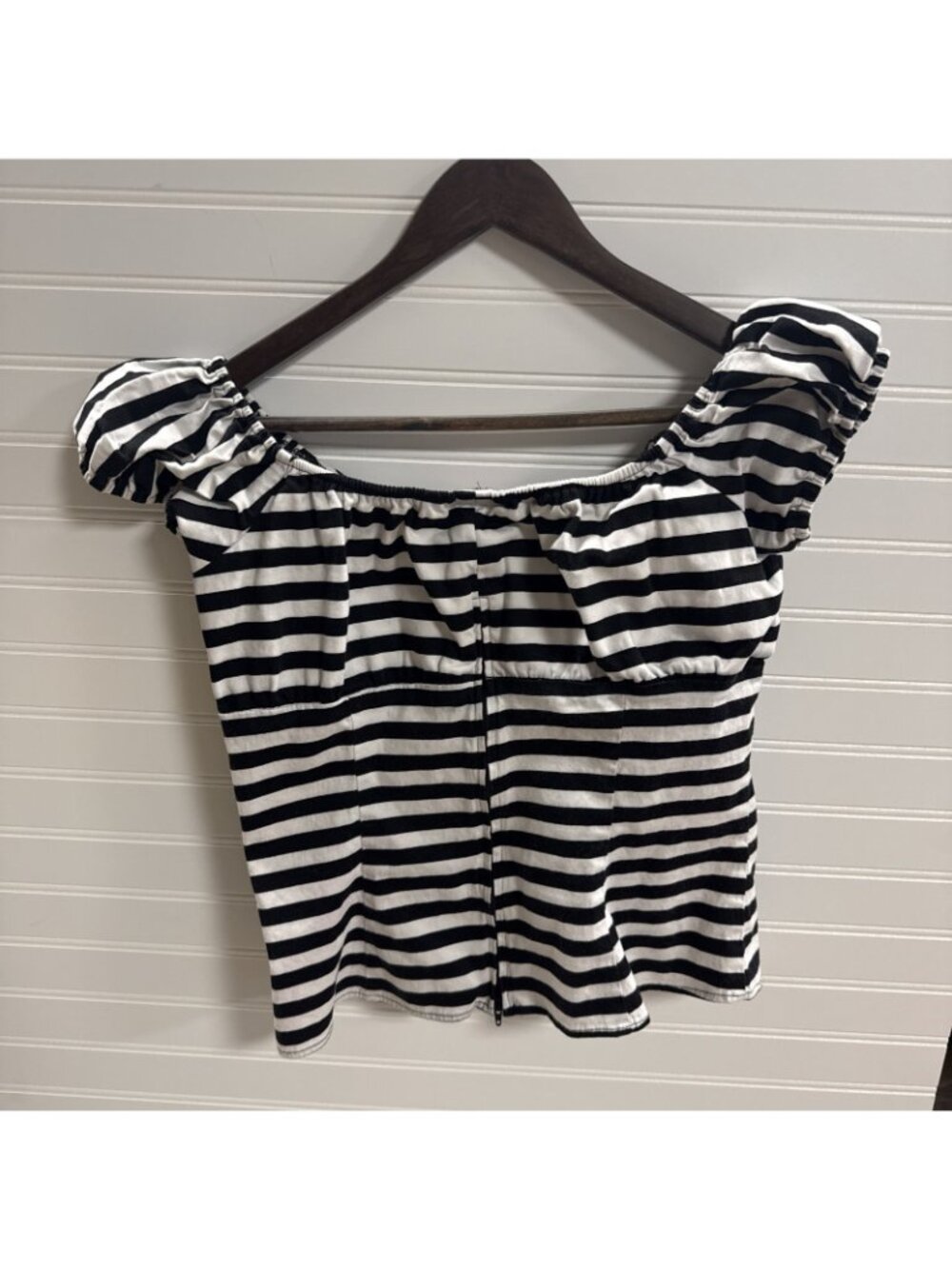 Pinup Girl Clothing PUG Pinup Couture Womens Striped Black White Peasant Top L - Picture 5 of 5